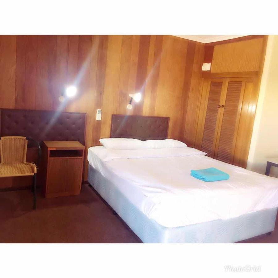 Meekatharra Hotel Kültér fotó
